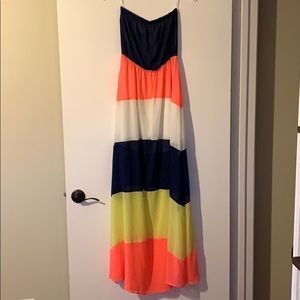 Multicolored strapless maxi dress